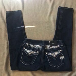 Miss Me, size 29, cropped skinny, dark wash